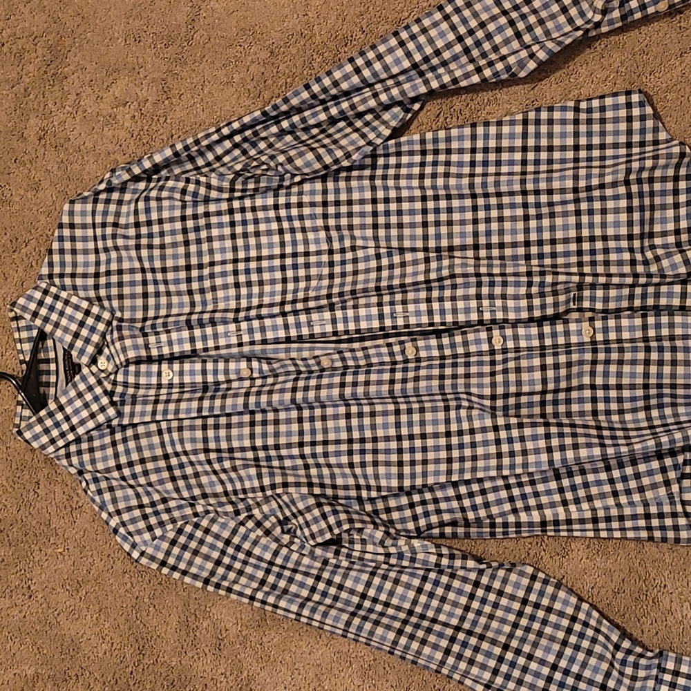 Banana Republic, Men's Medium, Non-iron classic fit